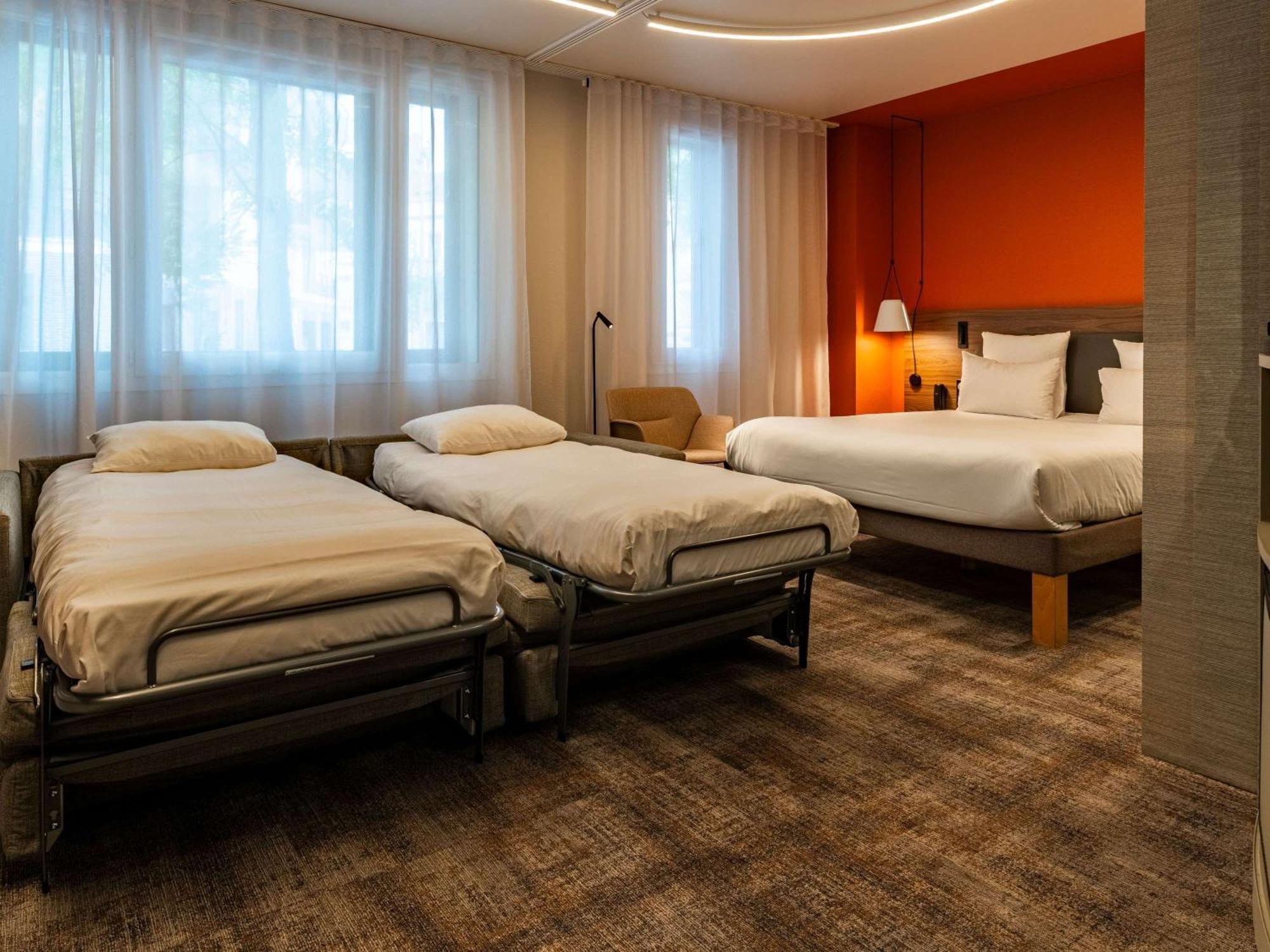 Novotel Centre Hotel 4*