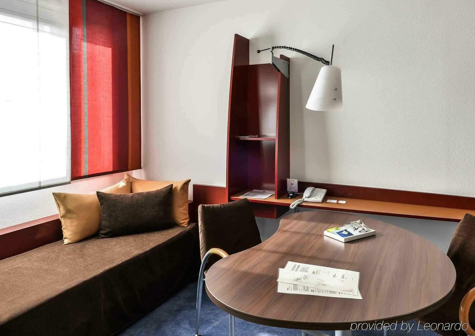 Novotel Centre