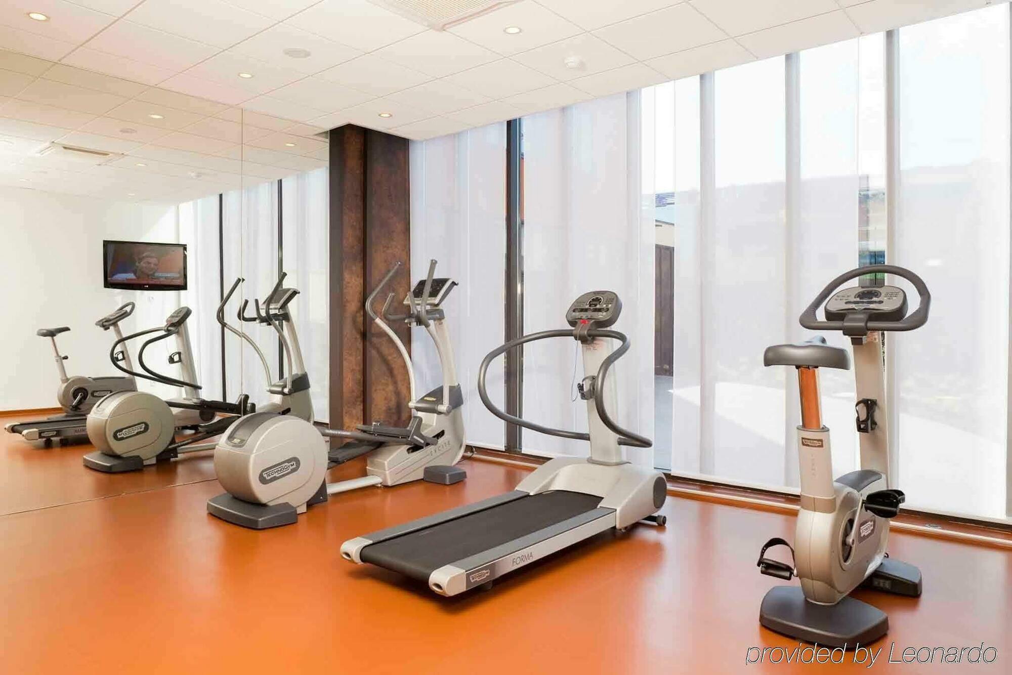 Novotel Centre Hotel 4*